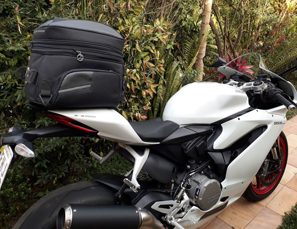 Mala Bolsa Alforje Expansiva Hard Capacete Encosto Bagageiro