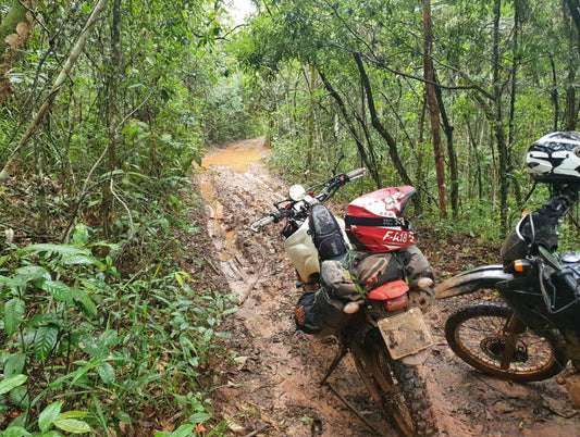 Estrada Real + Moto Lander XTZ250+ Tanque de 20 litros Gilimoto